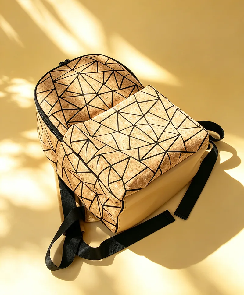 Cork Backpack ၏အင်္ဂါရပ်များနှင့်မိတ်ဆက်